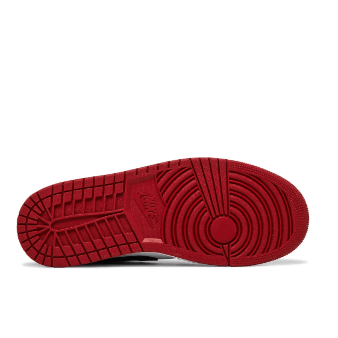 Nike Air Jordan 1 Low Bred Toe GS
