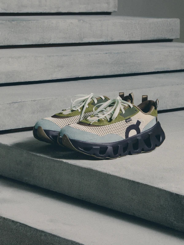 Kith x ON K-Tech Grain (preorder)