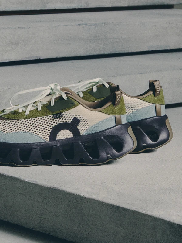 Kith x ON K-Tech Grain (preorder)