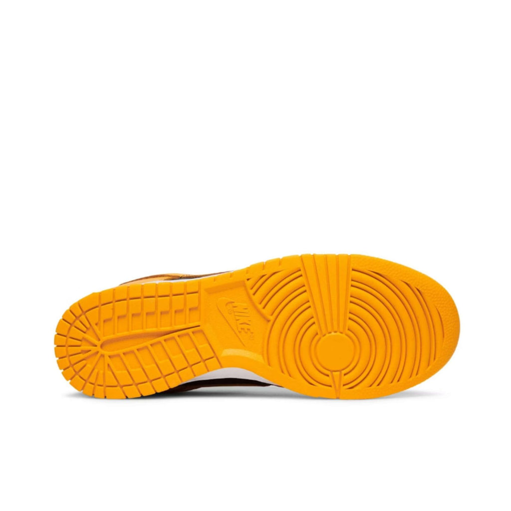 Nike Dunk Championship Golden Road