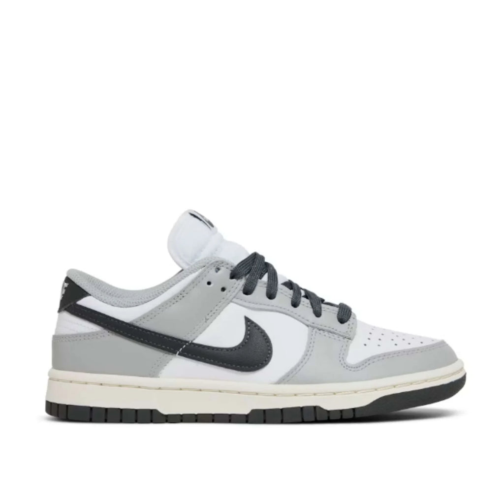 Nike Dunk Low Light Smoke Grey