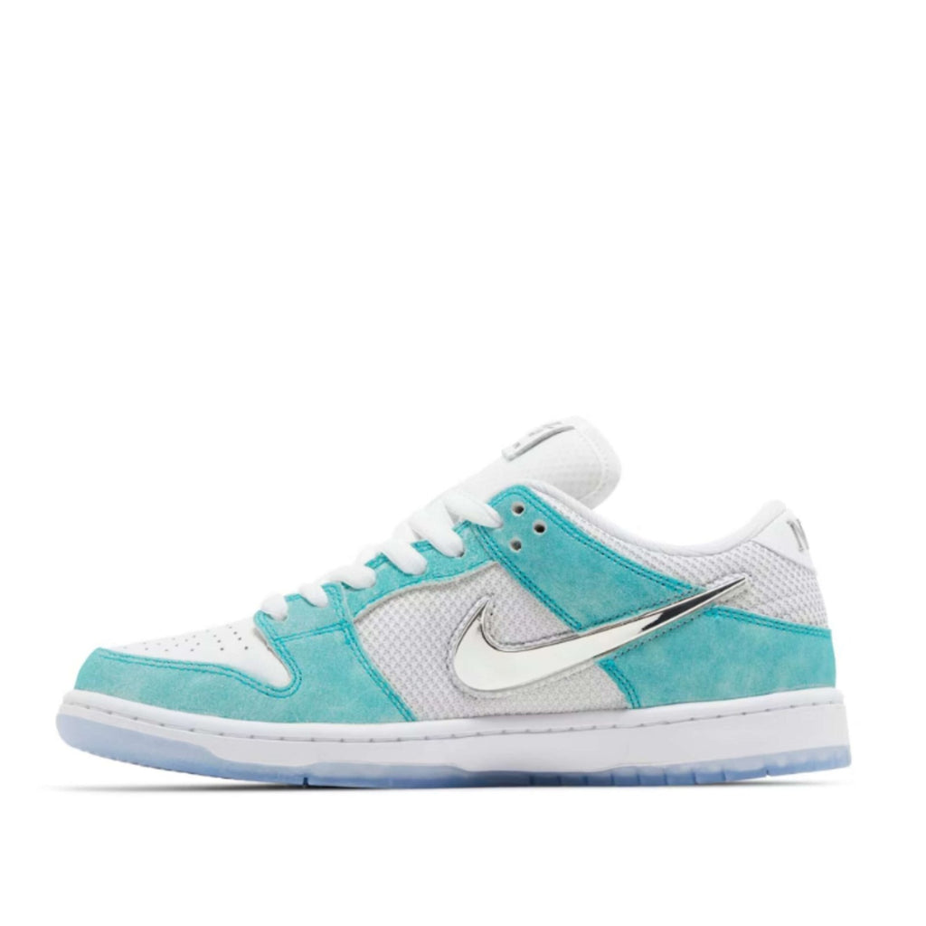 Nike SB Dunk Low April Skateboards