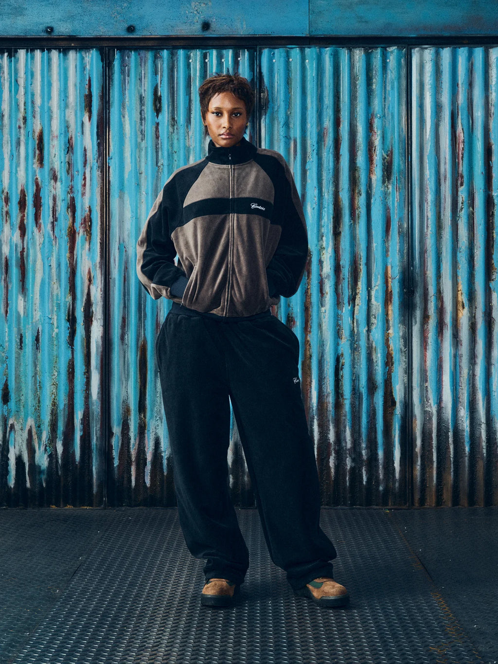 Corteiz PISTA VELOUR TRACK JACKET BROWN