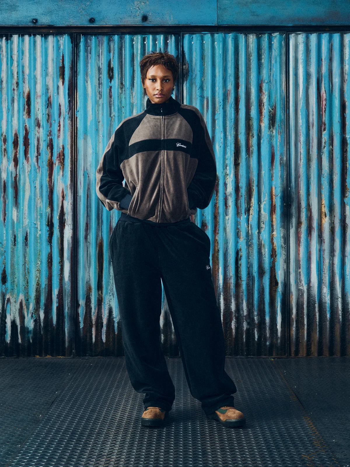 Corteiz PISTA VELOUR TRACK JACKET BROWN