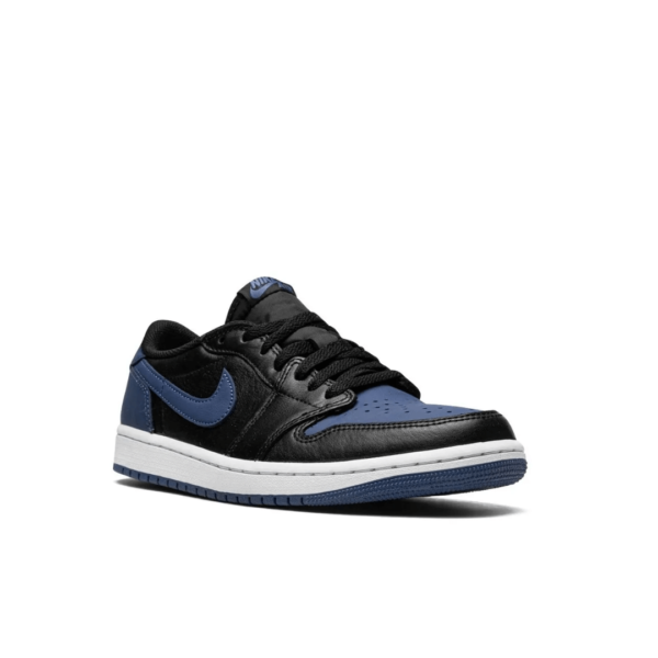 Air Jordan 1 Retro Low OG Mystic Navy - Image 3